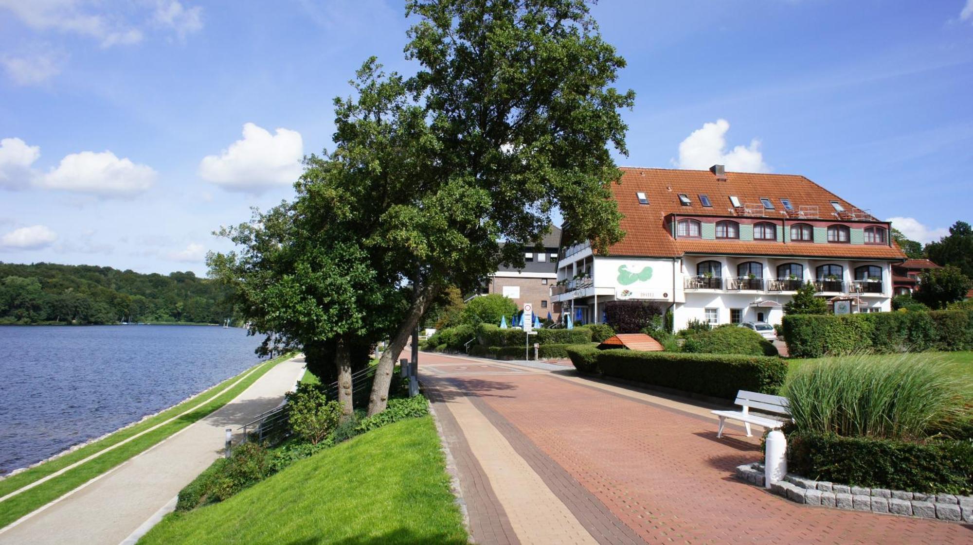 Hotel Seerose Bad マレンテ エクステリア 写真